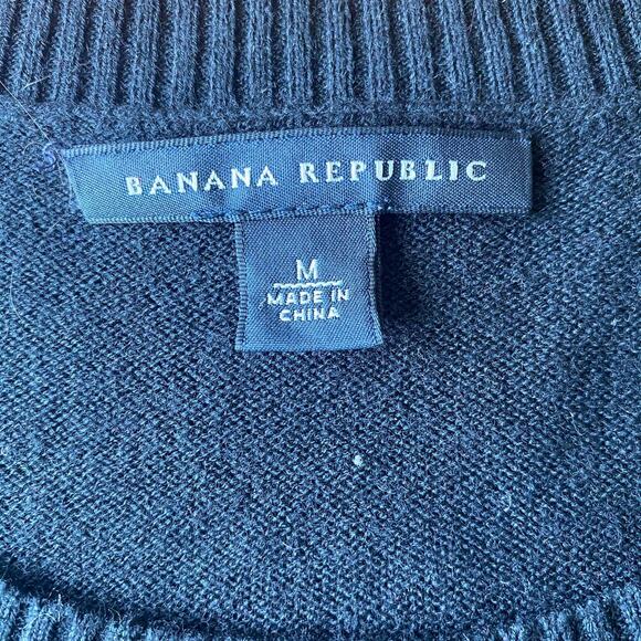 Banana Republic Women's Short Sleeve Wool Blend Sequin Pocket Sweater Size M - Picture 3 of 5